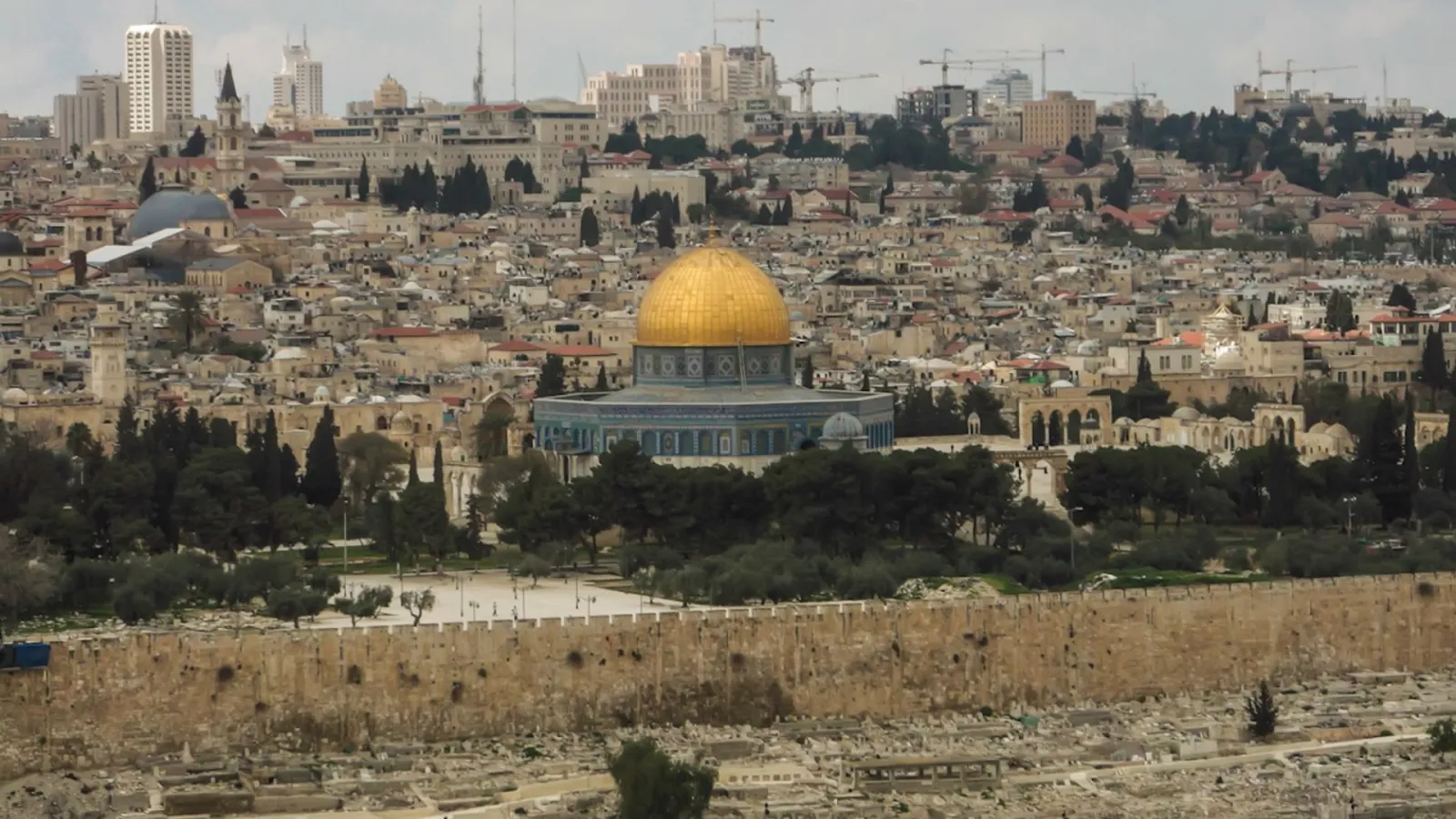 image of the dome of the rock/temple mount in Jerusalem