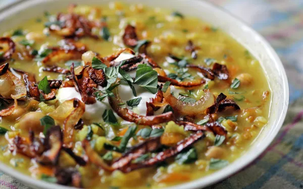 a bowl of ash-e-jow