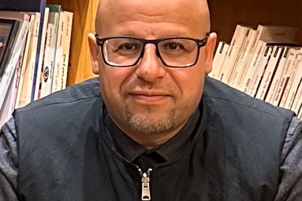 Author Nouri Gana
